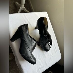 Y2K 90s American Eagle Outfitters Black Wingtip Lace-Up Heeled Oxfords Size 10